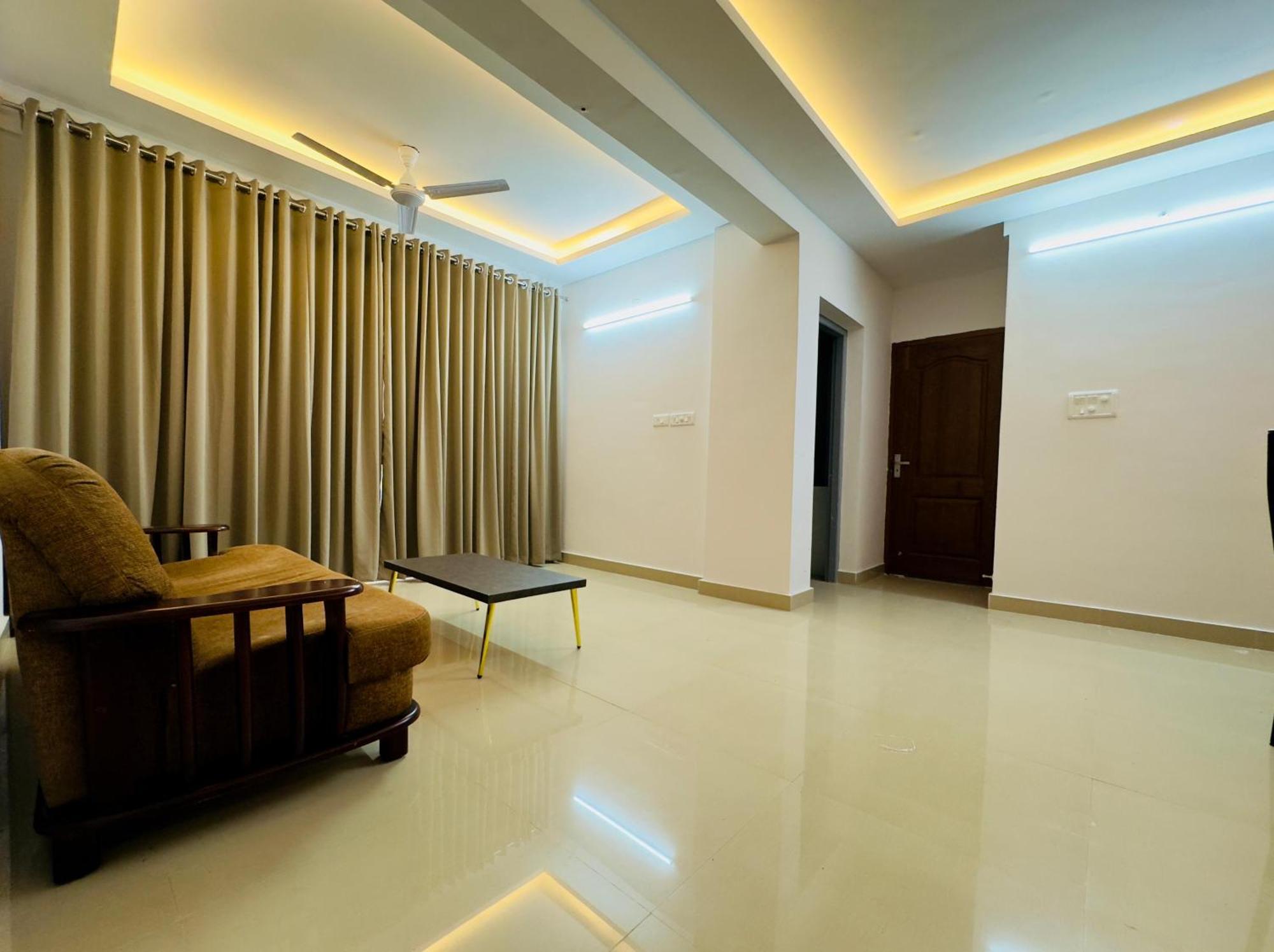 Veu Ragamalika Cochin Near Lakeshore Hospital Kochi Exterior foto
